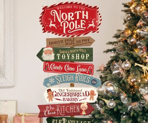 BeeBeeRoom - Etsy North Pole Sign, Magical Party, Pole Sign, Wizard Party, Santa North Pole, Christmas Party Decoration, Pole Nord, Directional Signs, Santa Sleigh