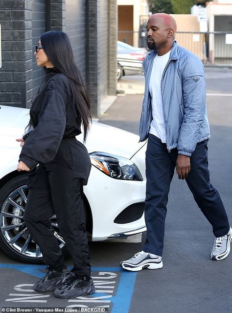 Nothing special: Husband Kanye, 41, chose a similarly laid-back ensemble for the outing with his better half Hip Hop Look, Look Hip Hop, Kanye West Outfits, Kanye Fashion, Kanye West Style, Yeezy Fashion, Yeezy Outfit, Style Hip Hop, Kim Kardashian Outfits