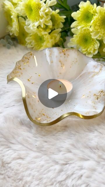 Candle Resin Holder, Resin Bowl Ideas, Resin Bowls Diy How To Make, Epoxy Resin Art Ideas, Resina Epoxi Ideas, Resin Bowls, Resin Candle Holder, Epoxy Resin Projects, Resin Bowl