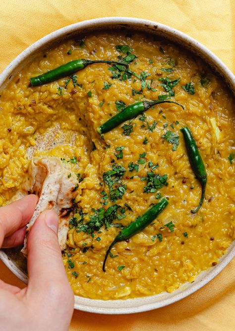 Tarka Dhal Recipe, Vegan Dhal, Dhal Curry, Dahl Recipe, Dhal Recipe, Lentil Dishes, Dal Recipe, Indian Bread, Tasty Vegetarian Recipes