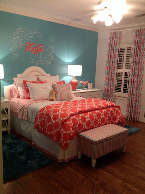 Coral Pinches 3 Bedroom Wall Mural Ideas, Turquoise Teen Bedroom, Bedroom Patterns, Wall Mural Ideas, Daughter Room, Turquoise Bedroom, Bedroom Wall Mural, Bedroom Turquoise, Teal Bedroom