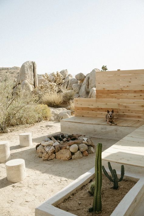 Retreat Space, Joshua Tree Airbnb, Desert Backyard, Joshua Tree House, Earth House, Kelly Brown, Desert Living, Yucca Valley, Desert Life