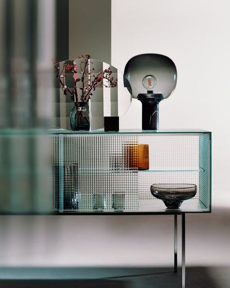 GLAS ITALIA official page on Instagram: "The “Heart of glass” editorial featuring our Commodore storage unit in checked patterned glass designed by Piero Lissoni. Elle Decoration UK - March 2024 issue.   🙏@elledecorationuk  🙏Style @saniapell 📸@michaelsinclair   @pierolissoni #glassfurniture #interiorproject #interiordesign #homeinspiration #homeinterior #architetturadinterni #homedecor #designtrends #homestyle #designmadeinitaly #homedesign #interiordesign #designsolutions #glasitalia #madeinitaly www.glasitalia.com" Piero Lissoni, The World Of Interiors, Elle Decoration, Glass Furniture, March 2024, Interior Projects, Architectural Digest, Elle Decor, Glass Sculpture