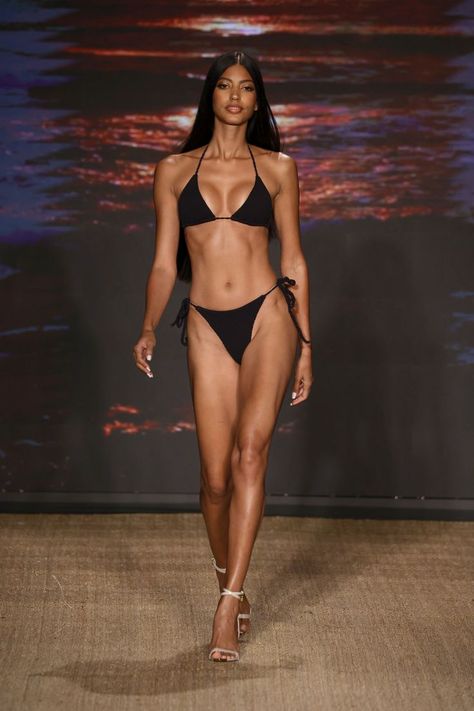 Abyss by Abby Primavera/Estate 2023 alla Miami Swim Week Abyss By Abby, Swim Week, Miami Swim Week, Primavera Estate, Miami, Swimming, Photoshop, Running