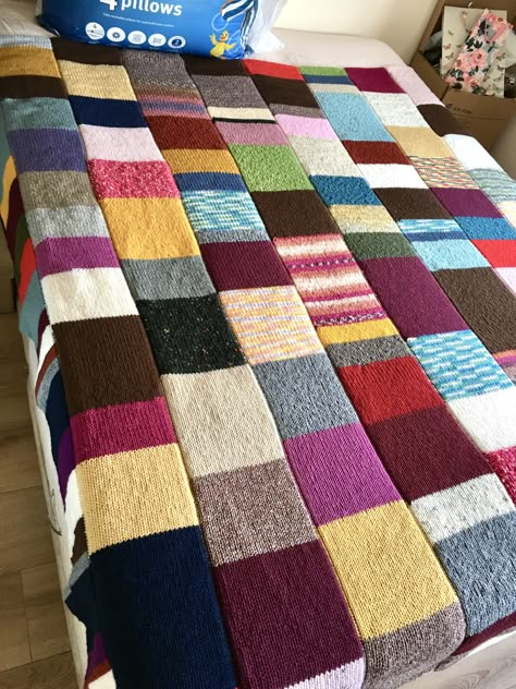 Beginner knitting blanket