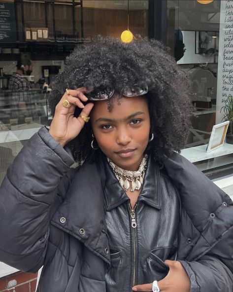 Destiny Joseph, Afro Curls, Big Curly Hair, Cute Jeans, Fashion Fits, Black People, Pretty Woman, Character Inspiration, Natural Hair