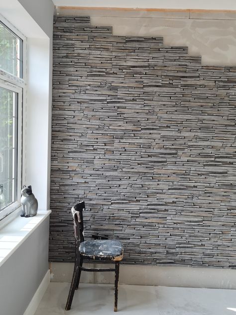 Carbon Slate, Internal Cladding, Wall Cladding Interior, Wallpaper Dining, Conservatory Ideas, Slate Wall, Stone Cladding, Slate Stone, Wall Cladding