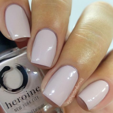 Between the sheets – heroine.nyc Nurse Nails, Wedding Nail Polish, 2019 Nails, Between The Sheets, Vintage Cakes, Gel Nails At Home, Dip Nails, Accent Nail, Beige Nails