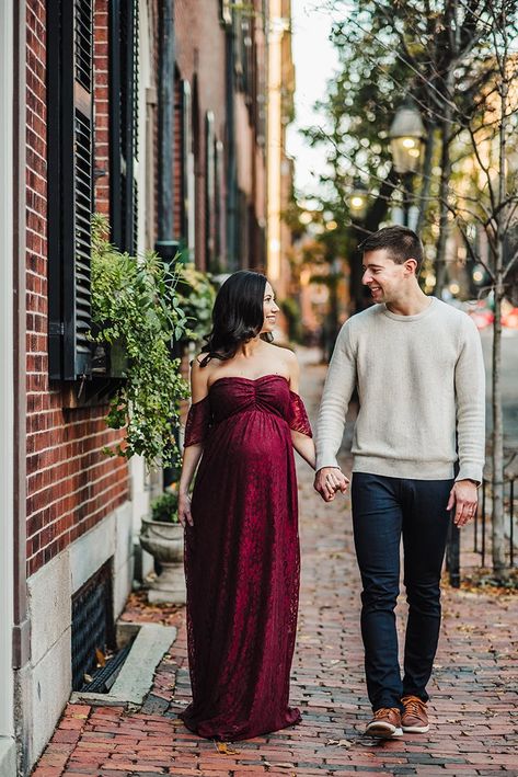 Burgundy Maternity Photoshoot, City Maternity Photoshoot, Curvy Pregnant Outfits, Urban Maternity Photography, Burgundy Maternity Dress Photoshoot, Downtown Maternity Shoot, City Maternity Shoot, Burgundy Maternity Dress, Fall Maternity Shoot