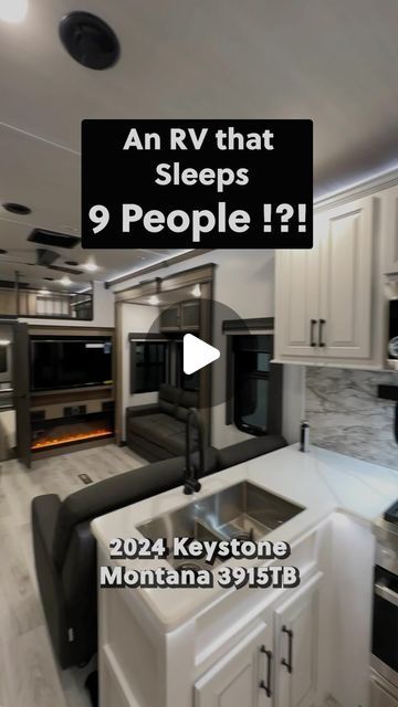 Family Trailer Living, Large Family Camper Living, Rv Loft Ideas, Camper For Family Of 5, Rv Homes Rv Living, Family Of 6 Rv Living, 3 Bedroom Rv, 5th Wheel Camper Ideas, Full Time Rv Living With Kids