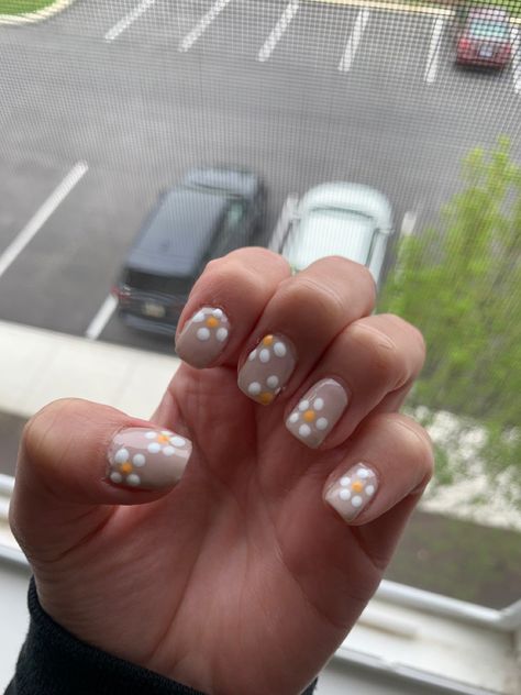 #OPI #nailideas #easynailart #nailart Dot Tool Nail Art Easy, Easy Dotting Nail Art, Flowers With Dotting Tool, Nail Ideas Dotting Tool, Easy Nail Design With Dotting Tool, Dotted Flowers Nail Art, Nail Designs Dotting Tool, Mail Designs For Short Nails Easy, How To Paint Flowers On Nails Easy