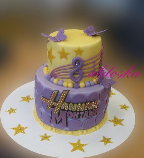 Hannah Montana Birthday Cake, Hannah Montana Party Ideas, Hannah Montana Bid Day, Hannah Montana Birthday Party, Hannah Montana Birthday, Hannah Montana Party, Cupcake Pizza, Skull Unicorn, Star Party Ideas