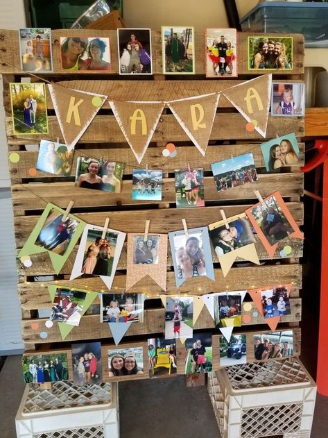 Senior Board Pallet, Graduation Party Photo Ideas, Graduation Party Photo Display, Party Photo Display, Graduation Picture Display, Graduation Photo Boards, Graduation Picture Boards, Graduation Party Picture Display, Graduation Photo Displays