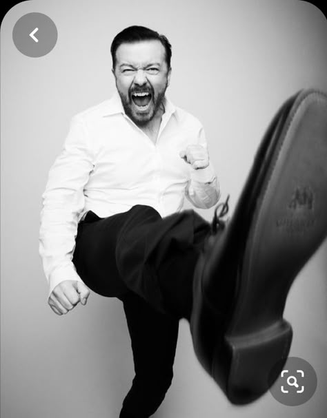 Medical Portrait, Foreshortening Poses, Architect Portrait, Best Friend And Lover, Ricky Gervais, Actor Headshots, Studio Photography Poses, Personal Branding Photoshoot, Photography London