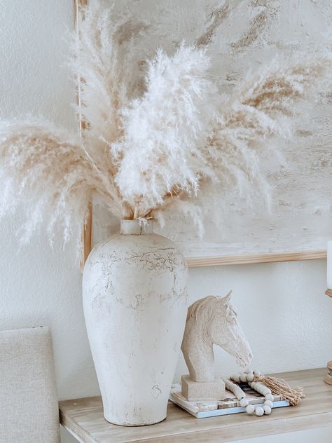 Japandi Interiors, Grass Wedding, Stripes Texture, Vase Candle Holder, White Vases, Pampas Grass, Luxury Home Decor, Home Decor Kitchen, Side Tables