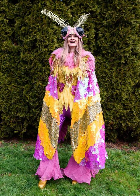 Moth Costume, Maple Moth, Bug Costume, Rosy Maple Moth, Look Festival, Mardi Gras Costumes, Diy Halloween Decor, Easy Costumes, Costumes Ideas