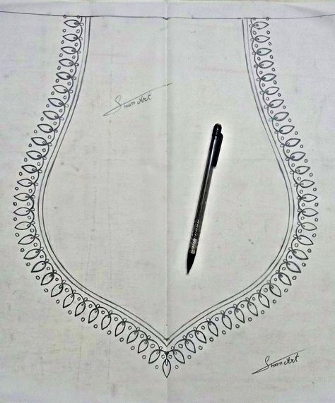 Pan Shape Neck Design Blouse, Aari Tracing Designs, Work Chapni, Tracing Design, Machine Embroidery Designs Projects, Pattern Drafting Tutorials, Free Machine Embroidery Designs Patterns, Peacock Embroidery Designs, Aari Design