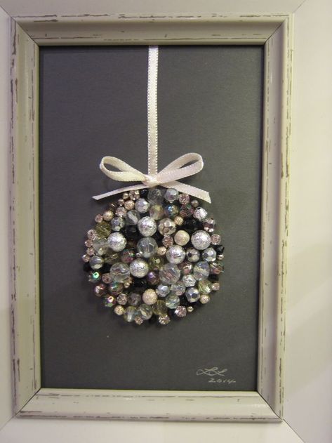 Christmas Decor From Old Jewelry, Pearl Crafts Decor, Christmas Ornaments Using Old Jewelry, Framed Christmas Tree, Christmas Trees Made From Old Jewelry, Crafts Using Old Jewelry, Christmas Ornaments Made From Old Jewelry, Christmas Ornaments From Old Jewelry, Old Jewelry Crafts Ideas Christmas