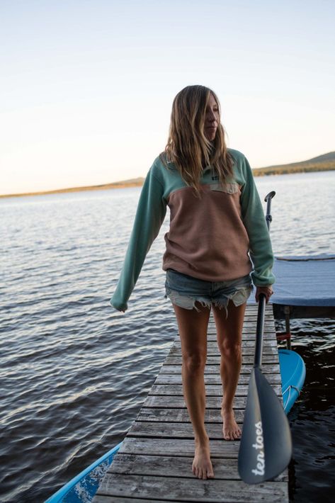 Women’s Patagonia, Hiking Outfit Late Summer, Women Patagonia Outfit, Camping Outfits For Women Summer Lake, Patagonia Fleece Outfit Woman, Lake Style Outfit, Patagonia Outfit Women, Patagonia Synchilla Outfit, Patagonia Fleece Outfit