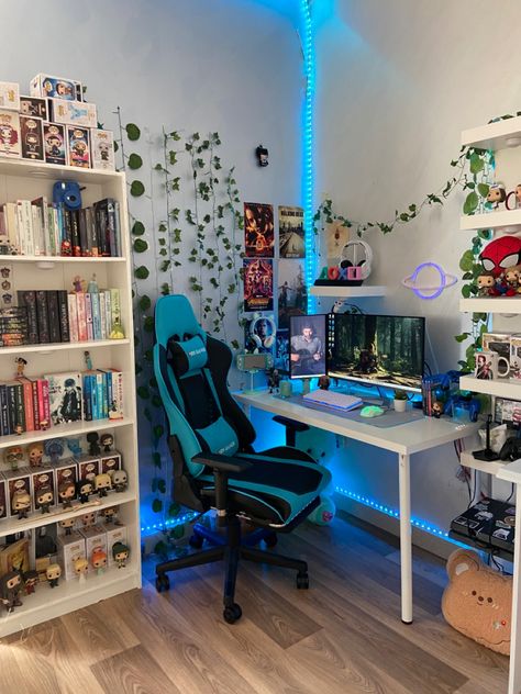 Gaming room
Gamer
Gamer girl
Pc
Funko pop Gaming And Book Room, Bedroom Set Design, Teen Game Rooms, Gamer Girl Aesthetic, Bedroom Set Designs, Gaming Bedroom, Gamer Bedroom, Nerd Room, Pc Ideas