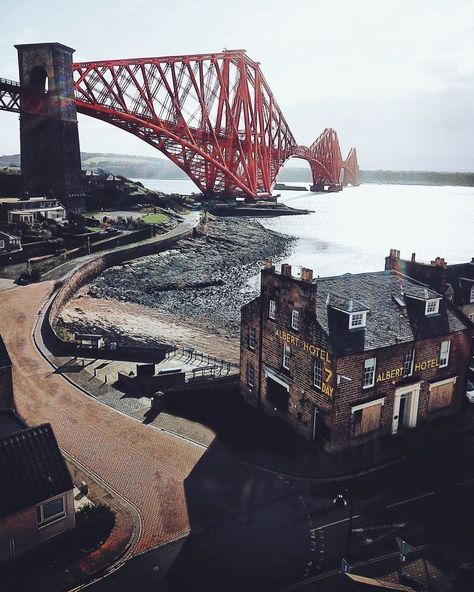 Forth Bridge, Fife Scotland, Road Bridge, Round The World, Travel Nature, Scotland Travel, Sydney Harbour Bridge, Archipelago, Dream Destinations