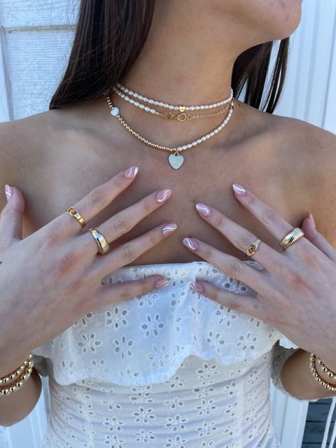 Belly Conklin Aesthetic, Belly Conklin, Preppy Bracelets, Latest Jewellery Trends, Three Daughters, Style Change, Affordable Jewelry, Trendy Jewelry, Aesthetic Outfits