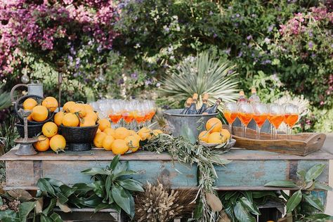 Spritz corner for welcoming the guests. Finally we have received the edited photos of G&N’s wedding and are magnificent 😍 Event design and production @chicweddingsinitaly | photo by @cinziabruschini | Flower and greenery decor @larosacaninafirenze | @dimoradellebalze #chicweddingsinitaly #sicilianwedding #weddinginsicily #spritztime #welcomedrink #livesimple #dimoradellebalze #noto Sicilian Wedding, Sicily Wedding, Edited Photos, Greenery Decor, Italian Garden, Italian Villa, Wedding Drink, Wedding Top, Tuscany Wedding