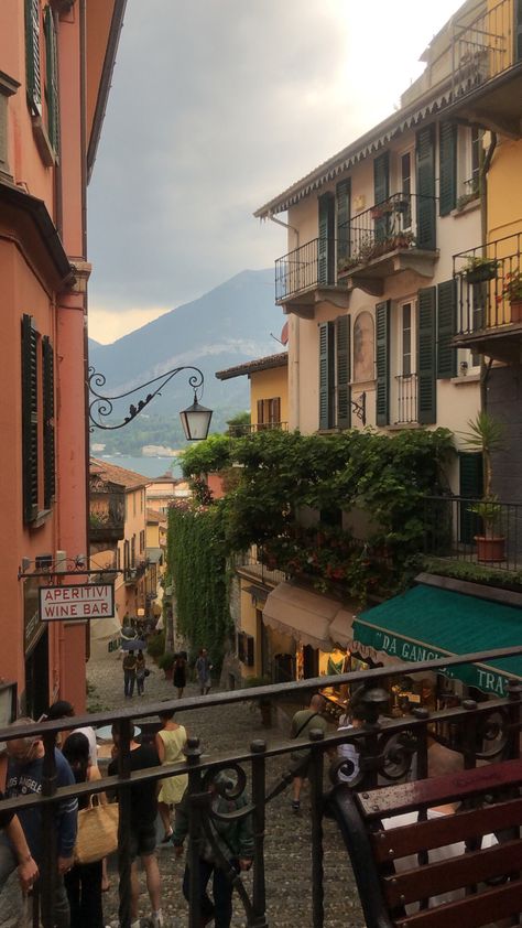 rainy day in italy Northern Italy Aesthetic, Summer Italy Aesthetic, Bellagio Lake Como, Europe Aesthetic, Living In Europe, Italy Aesthetic, Northern Italy, Autumn Aesthetic, Lake Como