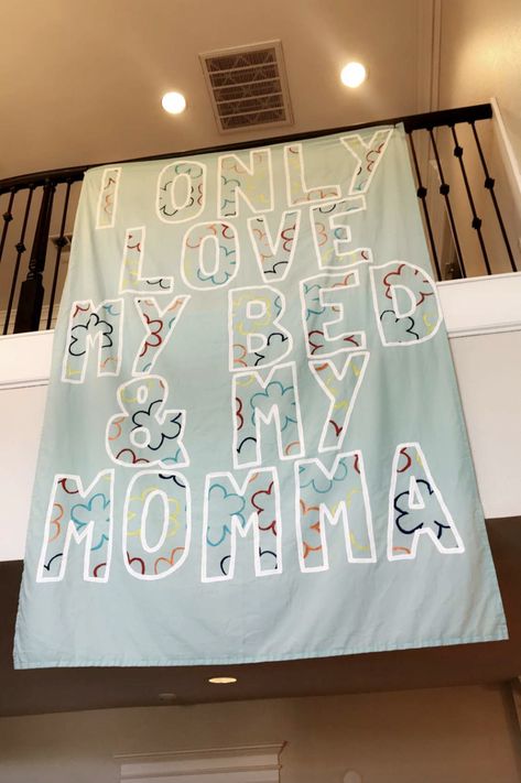 Blue mint white yellow red navy flower simple drake quote moms day sorority delta Gamma banner Moms Day Sorority, Mother Daughter Brunch Ideas, Drake Quote, Sorority Socials, Moms Day, Sorority Banner, Flower Simple, Sorority Events, Phi Sigma Sigma