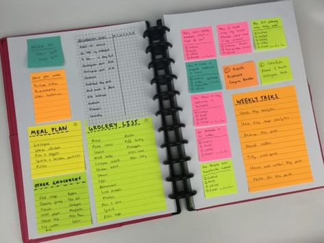 10 Ways to plan using sticky notes - All About Planners Post It Note Binder, Post It Planning, Post It Note Planning, Sticky Note To Do Board, Organizing With Sticky Notes, Post It To Do Board, Office Notes Ideas, Sticky Note Planning, How To Organize Notes For Work