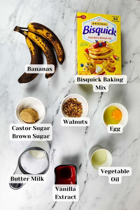 Bisquick Banana Nut Muffins, Bisquick Muffin Recipes, Bisquick Banana Pancakes, Bisquick Banana Muffins, Bisquick Muffins, Bisquick Banana Bread, Chocolate Chip Bread Pudding, Peach Cobbler Muffins, Banana Carrot Muffins