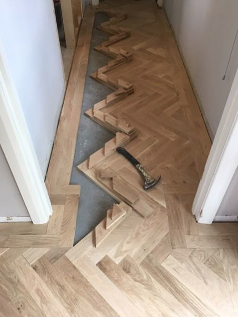 Oak Parquet, Wood Floor Design, Herringbone Wood Floor, Herringbone Wood, Hallway Flooring, Flooring Inspiration, Wooden Floor, Parquet Flooring, Timber Flooring