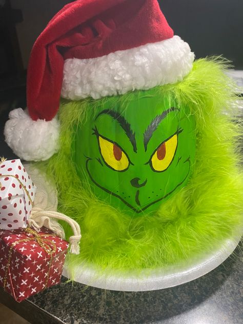 Crafts/Pumpkin/Halloween Grinch Painted Pumpkin, The Grinch Pumpkin, Grinch Pumpkin Decorating, Grinch Pumpkin Painting, The Grinch Pumpkin Painting, Painting Pumpkins Frankenstein, Pumkin Paintings Grinch, Grinch Pumpkin, Green Pumpkin Painting Ideas