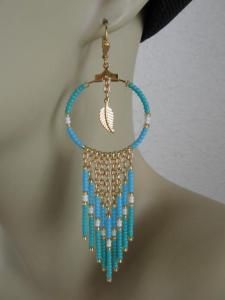 hoop earrings Ideas, Craft Ideas on hoop earrings Bijoux Fil Aluminium, Beaded Earrings Diy, Earrings Inspiration, Homemade Jewelry, Aqua Turquoise, Beaded Hoop Earrings, Beaded Hoops, Beaded Dangle Earrings, Earring Patterns