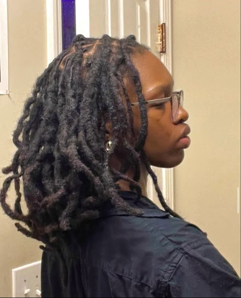 Locs With Shells, Loc Goddess, Short Hair Twist Styles, Thick Locs, Hair Projects, Curly Braids, Beautiful Locs, Twist Styles, Black Men Hairstyles