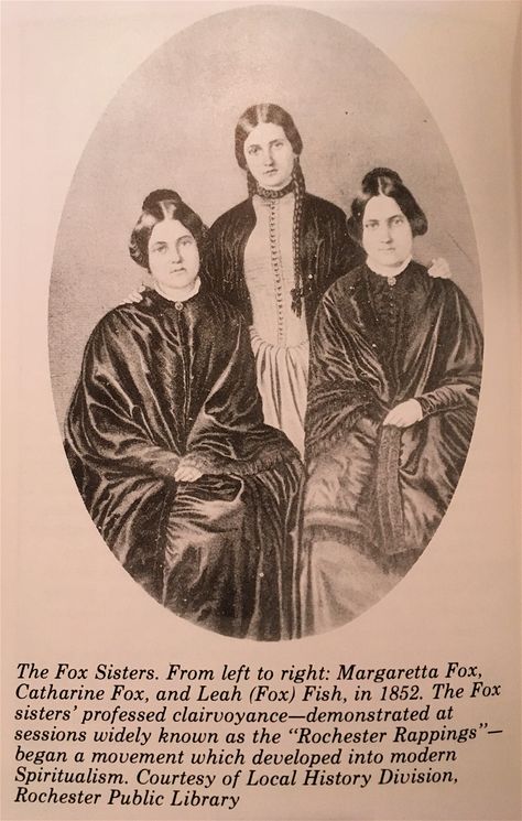 Rochester Rappings: The Fox sisters were three sisters from New York who played an important role in the creation of Spiritualism: Leah (1831-1890), Margaret (also called Maggie) (1833–1893) and Kate (also called Catherine) Fox (1837–1892) The Fox Sisters, Fox Sisters, Old School Clothes, Retro Pop Culture, Photography Christmas, Three Sisters, Retro Pop, Rochester Ny, Fashion Decor