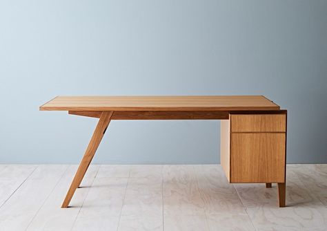 Minimalist Gaming Desk, Home Office Style, Dinner Tables Furniture, Wood Desk Design, Timber Desk, Interior Design Presentation Boards, Carlo Mollino, Handmade Desk, Wood Office Desk