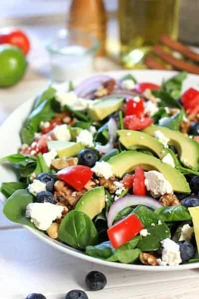 This beautiful and fresh Spinach Salad is a powerhouse of good taste and will leave you feeling like a million bucks! #spinachsalad #lunchmealprep Cook Fresh Spinach, Honey Lime Vinaigrette, How To Cook Barley, Cooking Light Diet, Power Salad, Spinach Salad Recipes, Harvest Salad, Lime Vinaigrette, Recipe Salad