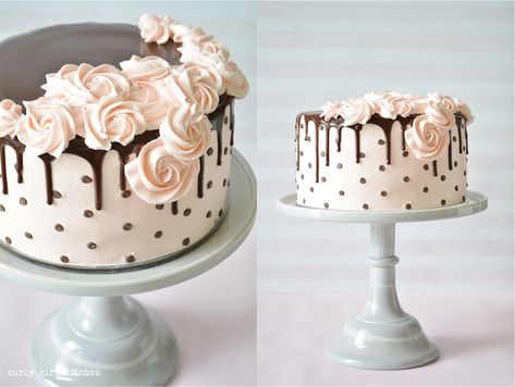 Chocolate Chip Cake, Drip Cake, Polkadot Cake, Cake Decorating, Rosette Cake Cake Drip, Rosette Cake, Chocolate Chip Cake, Chocolate Cake Decoration, Chocolate Icing, Drip Cake, Gorgeous Cakes, Drip Cakes, Savoury Cake