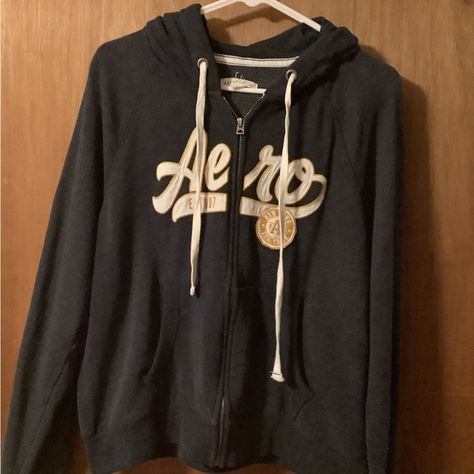 Used in great shape Aeropostale hoodie sweatshirt. Navy Zip Up Hoodie, Aeropostale Hoodies, Tracksuit Set, Zip Up Hoodie, Aeropostale, Hoodie Sweatshirt, Jumpsuits For Women, Grey And White, Zip Ups