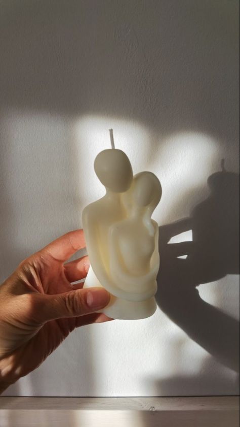 Candle Sculpture, Velas Candles, Candle Obsession, Love Candle, Good Morning Greeting Cards, Candle Projects, Candle Crafts Diy, Candles Photography, Candles Handmade