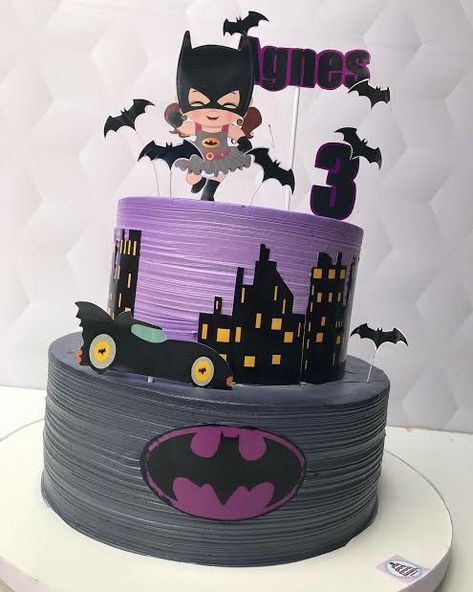 Batgirl Cake, Batgirl Party, Batman Party Decorations, Lego Batman Birthday, Batman Party, Batman Birthday, Lego Batman, Batgirl, 5th Birthday