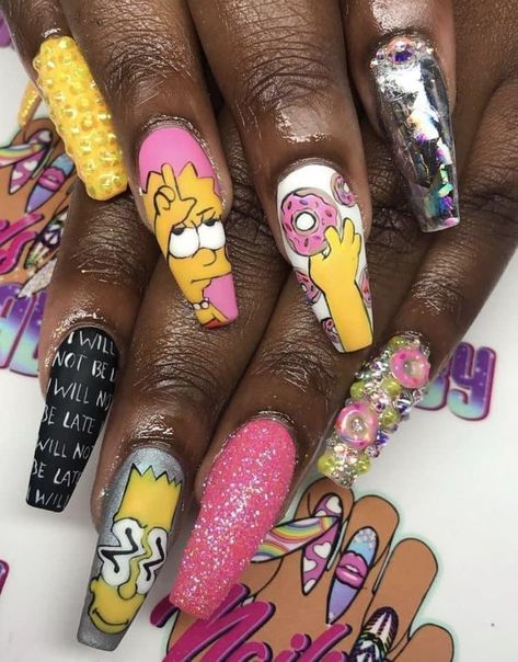 Cartoon Nail Ideas, Nail Design Cartoon, Cartoon Step By Step, Nail Art Cartoon, Beginner Nail Designs, Cartoon Nail Designs, Cartoon Nail Art, Disney Acrylic Nails, Holloween Nails