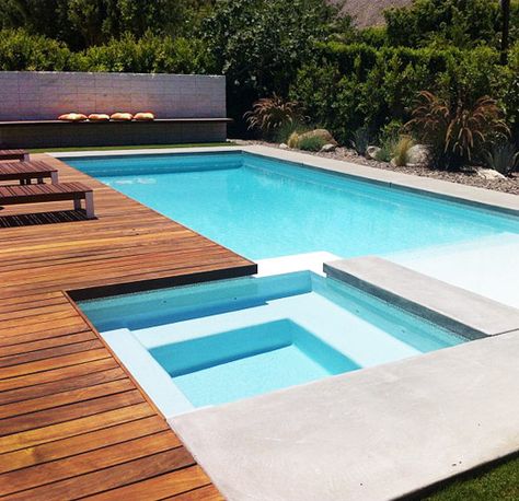 Piscina Container, Moderne Pools, Swimming Pool Landscaping, Small Swimming Pools, Small Terrace, Diy Swimming Pool, Casa Country, Backyard Pool Landscaping, Hill Interiors