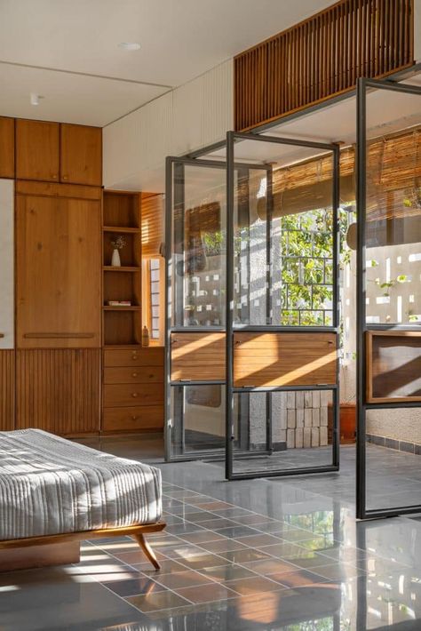 Between 9 squares, terrazzo and Kota mosaics, this architect duo's home in Ahmedabad speaks volumes - Architect and Interiors India Kota Flooring, Terazzo Floor, House Traditional, Homes Modern, Bed Back, Indian Homes, Indian Architecture, Mid Century Modern House, Modern Traditional