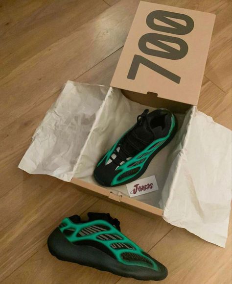 Yeezy 700 V3 Alvah Available @JCreps__ Dm to purchase 📩 Yeezy 700 V3 Alvah, Yeezy 700, Hummel Sneaker, In The Dark, Glow In The Dark, The Darkest, Quick Saves