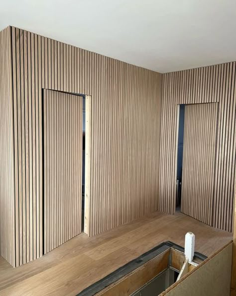 Dold Dörr, Dining Wall Decor, Wooden Accent Wall, Slate Wall, Wall Panels Bedroom, Wood Slat Wall, Timber Walls, Wood Accent Wall, Oak Panels