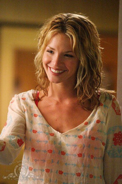 Ashley Scott Bra Size, Age, Weight, Height, Measurements - http://www.celebritysizes.com/ashley-scott-bra-size-age-weight-height-measurements/ Ashley Scott, Gal Gabot, Maggie Gyllenhaal, Walking Tall, Rachel Mcadams, Dwayne Johnson, Fav Celebs, Messy Hairstyles, Celebrity Photos