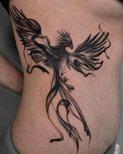 Pheonix Tattoo Ribcage, Phoniex Back Tattoo, Harry Potter Phoniex Tattoo, Phoenix Tattoo Harry Potter, Phoniex Tattoo Design, Black And White Phoenix Tattoo, Fire Bird Tattoo, Phenix Tattoo For Women, Fire Phoenix Tattoo