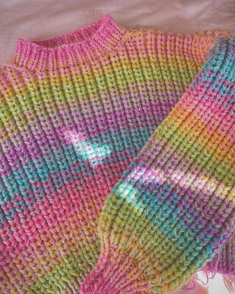 Rainbow Knitted Sweater, Rainbow Knit Sweater, Rainbow Yarn Crochet Ideas, Colorful Knitted Sweaters, Crochet Rainbow Sweater, Yellow Crochet Sweater, Knitting Machine Sweater, Knit Sweater Dress Pattern, Colorful Crochet Sweater